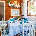 بيت للعطل Pet Friendly In *