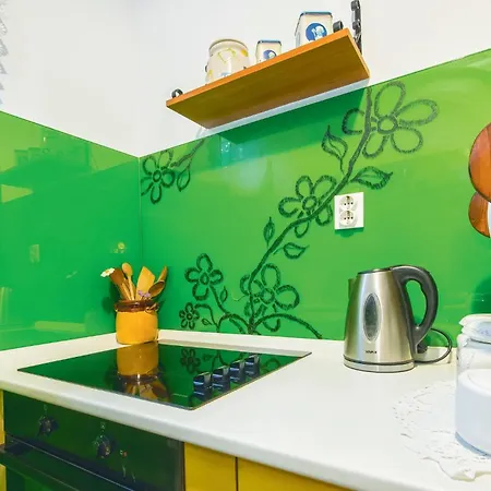 2 Bedroom Cozy In Zrnovnica سبليت